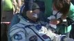 Cápsula Soyuz con tres tripulantes vuelve a la Tierra