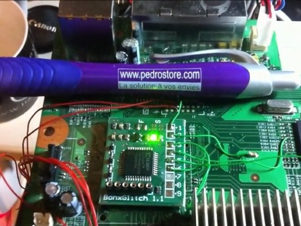 Puce BonxGlitch