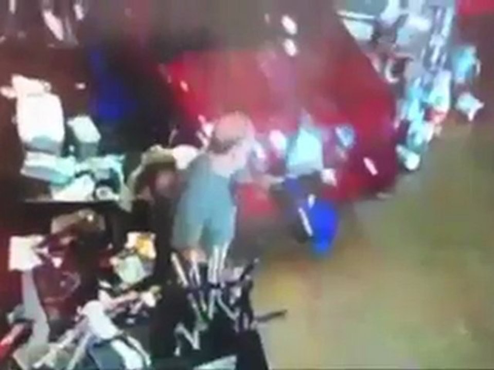 Bike Shop drive-in fail