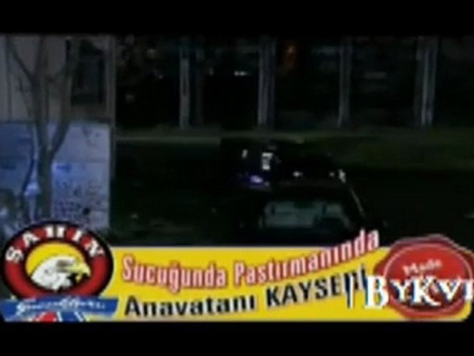 polattan iskenderin adamlarına pusu.