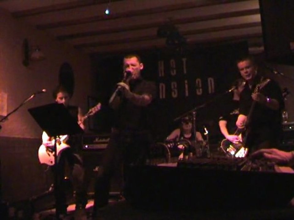 HOT TENSION-Rock and roll (Led Zeppelin cover)-2007.02.16