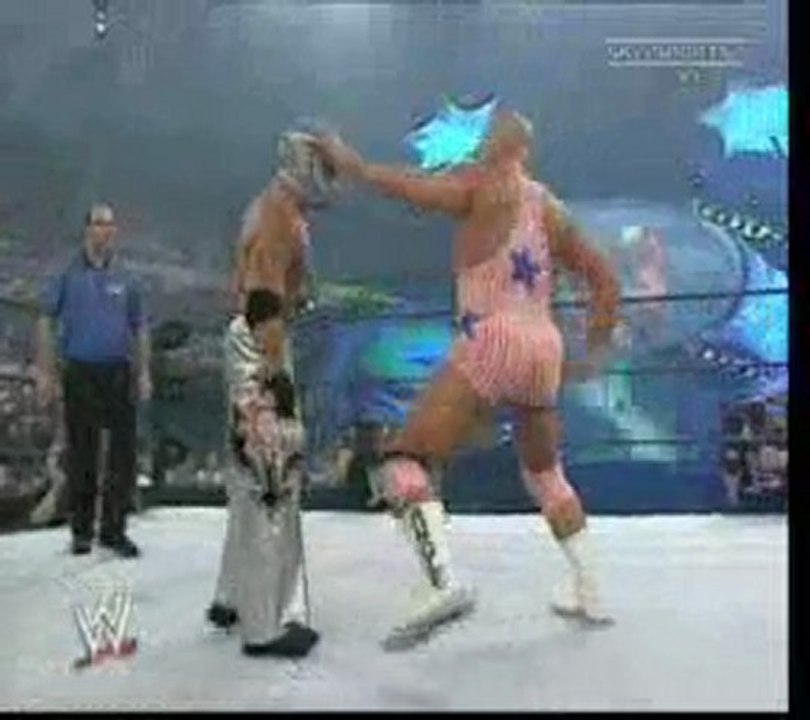 WWE SummerSlam 2002 - Kurt Angle vs Rey Mysterio
