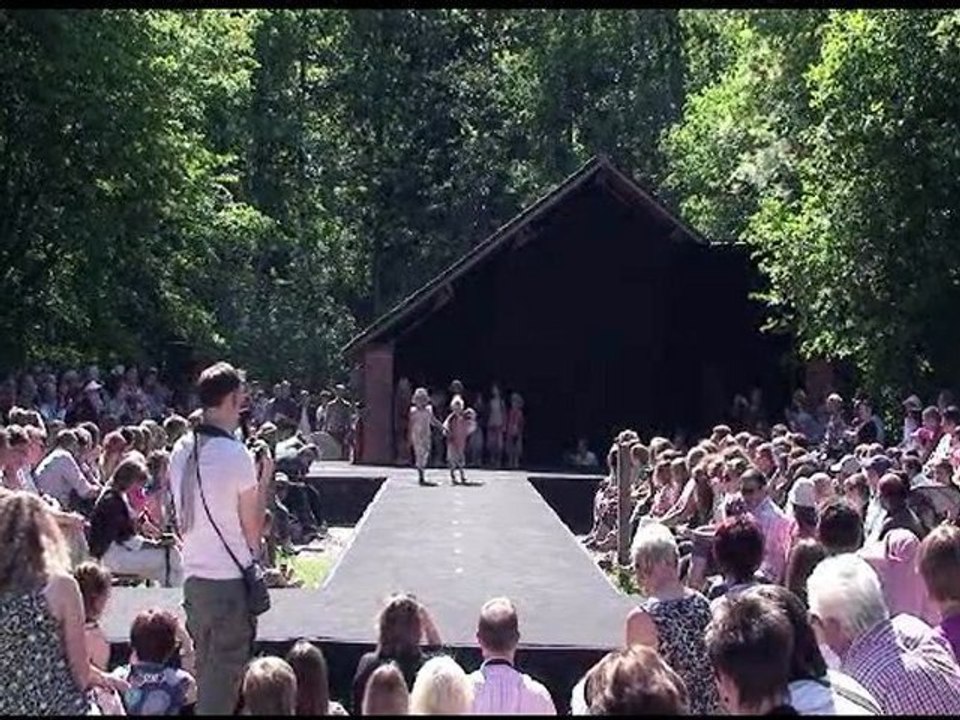 Défilé Maili Mailo Petite Chérie Obéron printemps été 2011
