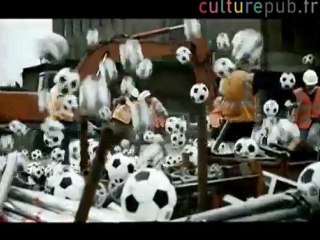 Sexy women and football: the ideal British combination