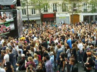 Bob l' arnaqueur @ Techno Parade " Together & Satisfaction "