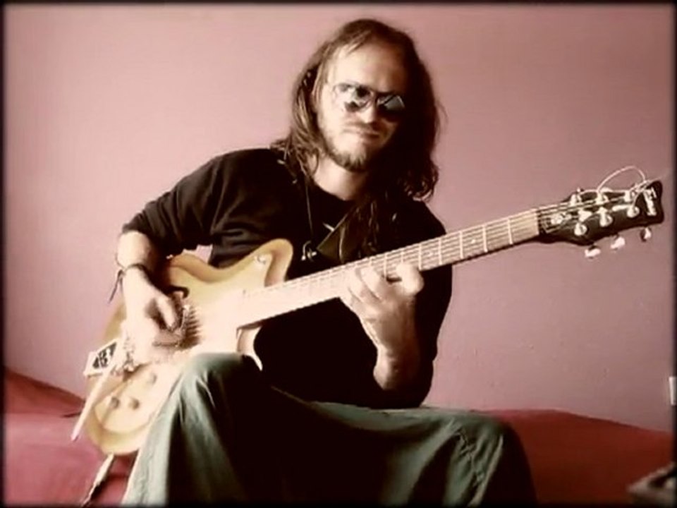 Csardas /Vittorio Monti/ - guitar acoustic gypsy jazz version by Peter Luha