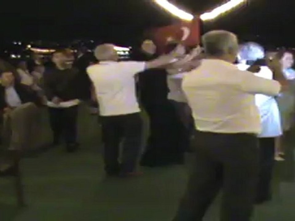 (4) - 17.09.2011 - Yuksek Ticaret - Akademi ve Marmaralılar 128. Yıllarında Boğaz Turunda Buluştular