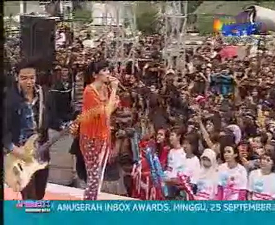 geisha @hip2 hura 18-9-2011 cinta & benci