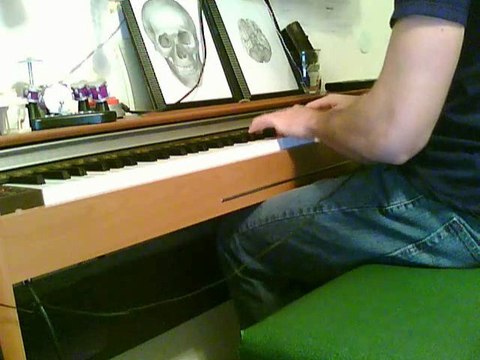 Mad World - Gary Jules -Donnie Darko/Gears of War- (Piano Cover) by: Chris Luizzi