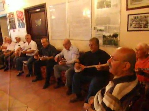 KARAŞAR ZEYBEĞİ. (Ankara zeybeklerinden HALUK BALABAN Arşiv.)