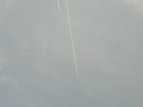 chemtrail vs contrails vallee verte 74