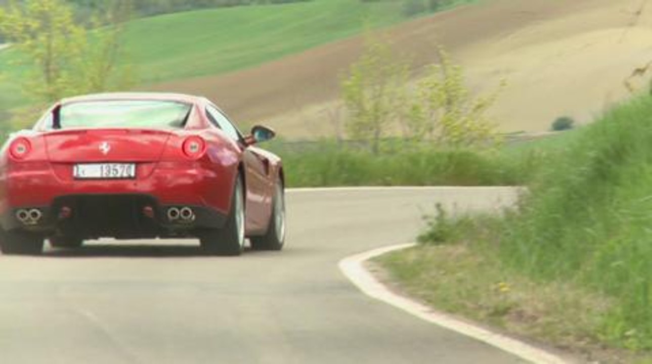 autocar.tv: Ferrari 599 GTB HGTE driven