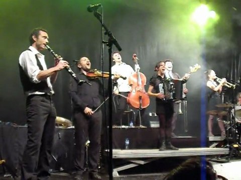 LES BLEROTS DE RAVEL : Radio Tribale à TOUMELE