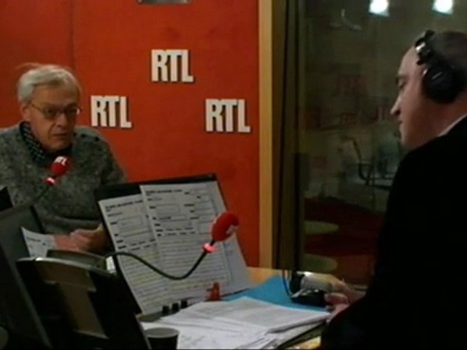 "La prestation télévisée de DSK vous a-t-elle convaincu ?" : le "Débat"entre les auditeurs de RTL et Denis Muzet, président de l'institut Médiascopie (19 septembre 2011)