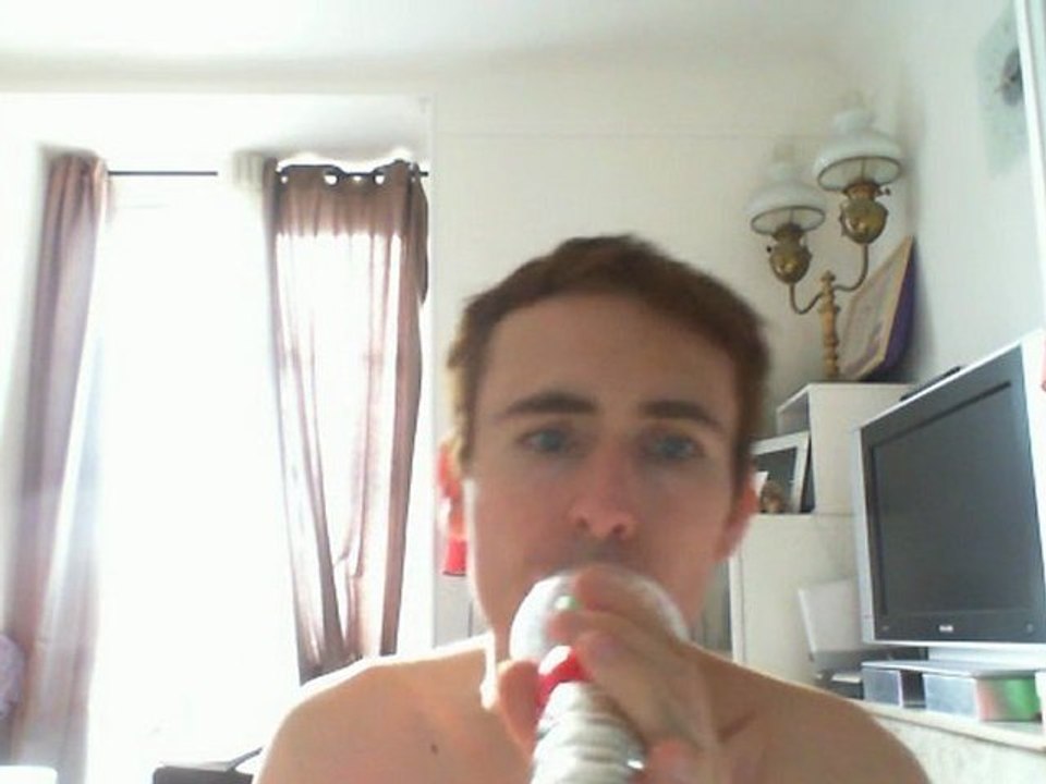 Wiwi égratigne "do you wanna get funky"