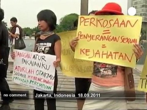Manifestation en mini-jupe en Indonésie - no comment