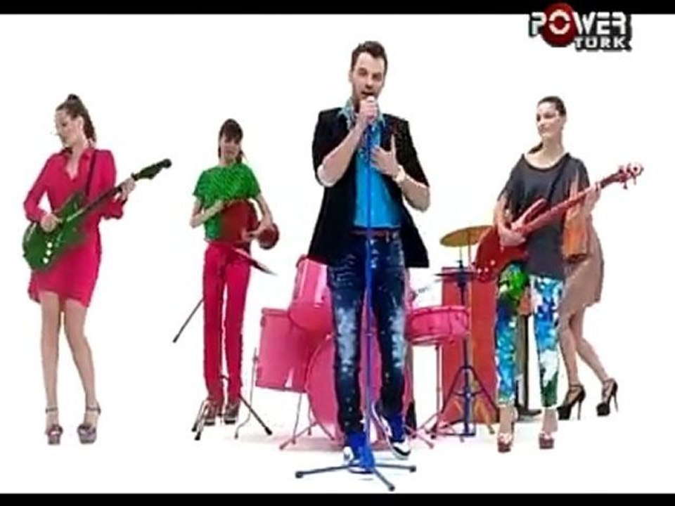 Hande Yener & Sinan Akçıl - Atma