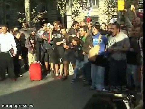 Desalojados 'indignados' en la Bolsa de Barcelona