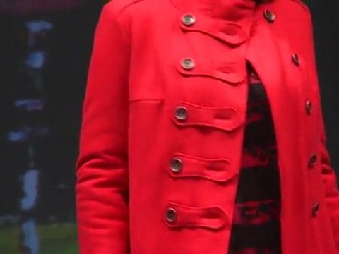 Défilé Aventures des Toiles hiver 11/12 : ligne Isabelle Hervé