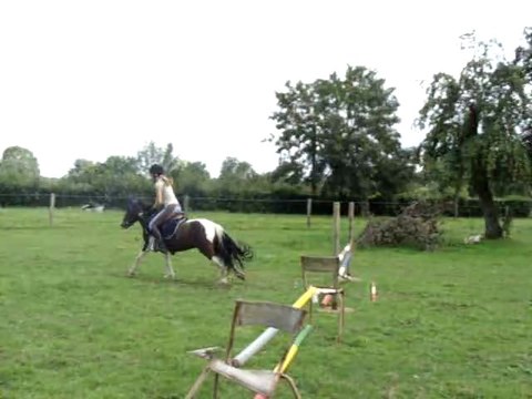 Ninika et Mélanie, ligne 2 obstacles