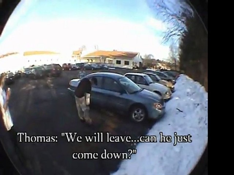 Lady kicks out teen jackasses