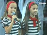 Copa Davis: Himno Argentino cantado por Niña Serbia 