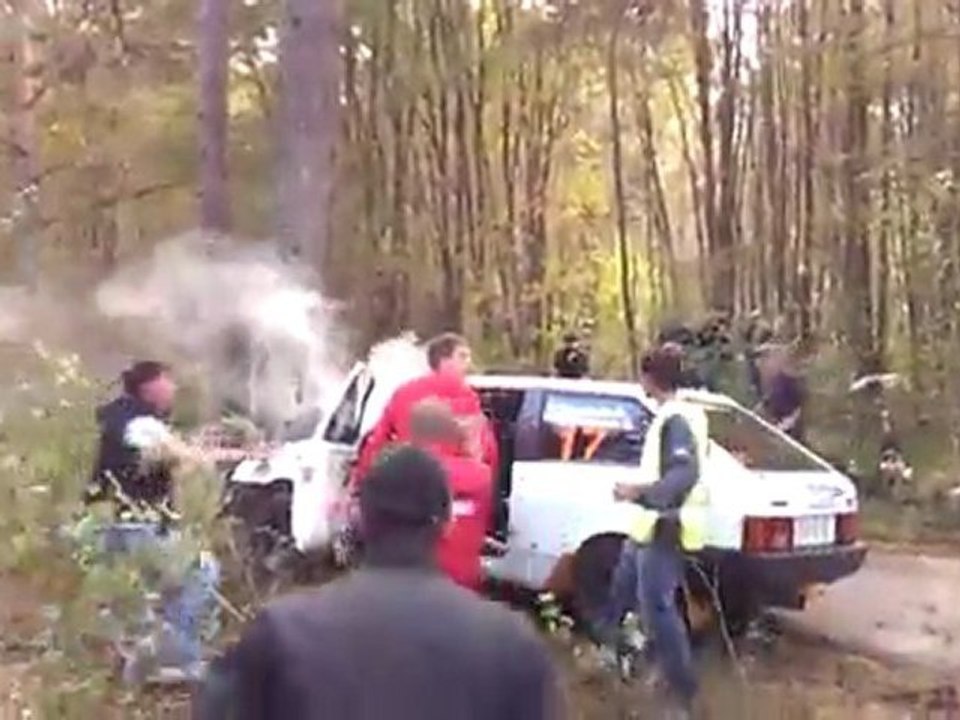 Autounfall auf der Rally Russia