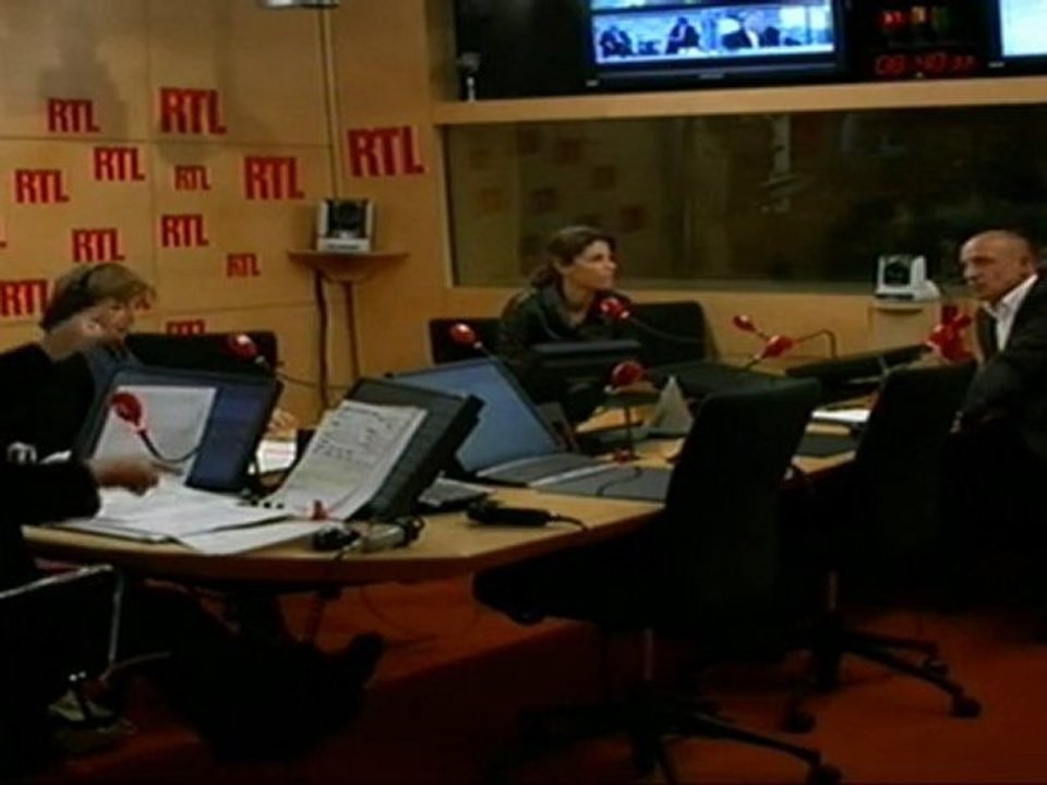 "Le face-à-face du mardi" : François Hollande va-t-il remporter la primaire PS ? (20 septembre 2011)