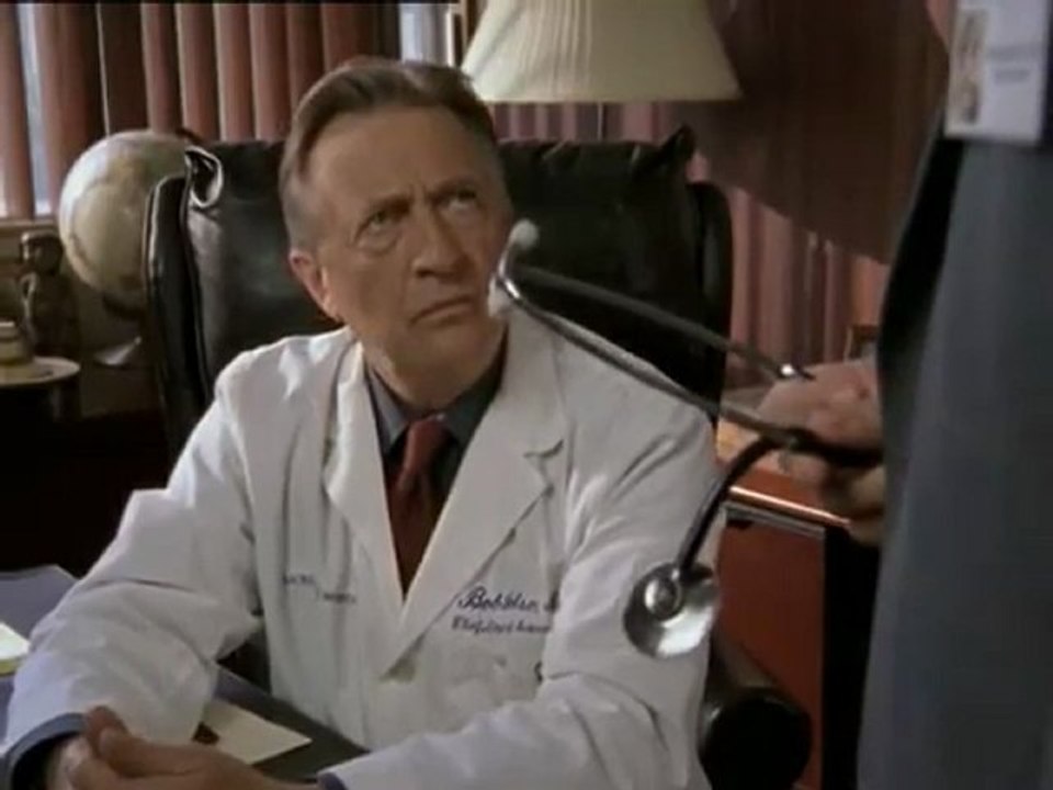 Bob Kelso aus der Serie Scrubs testet unsere neuen Stethoskope
