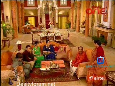 Woh Rehne Wali Mehlon Ki - 19th September 2011 - p3