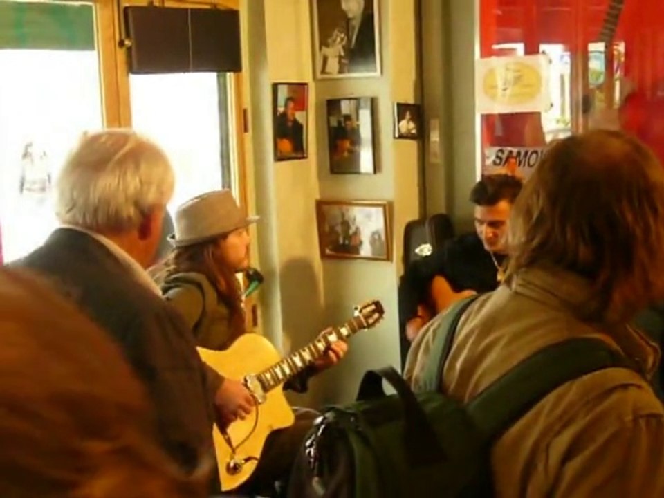 Peter Luha in La Chope des Puces /Paris/ - Csardas /Vittorio Monti/