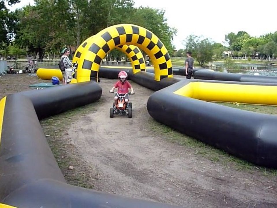 20110723 Clara Thomas Mathieu Hourtin