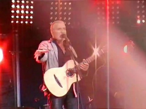 * Bernard LAVILLIERS: Les Mains d'Or - Fête de L'Humanité 2011