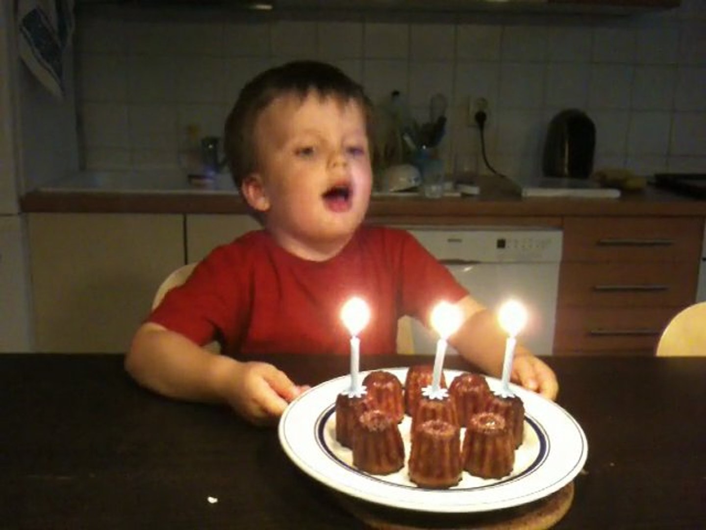 Joyeux Anniversaire Arthur Video Dailymotion