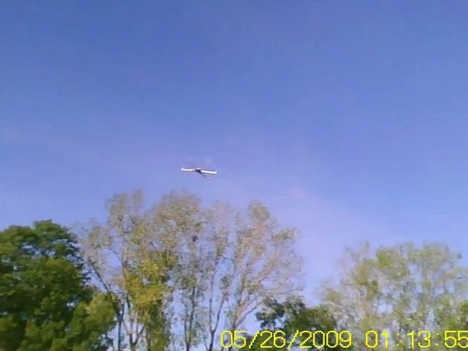 quadrirotor petit vol au parc de miribel jonage le mardi 20 septembre 2011
