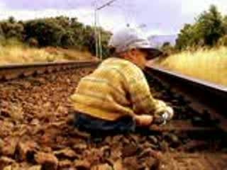 Mamie veille sur bébé