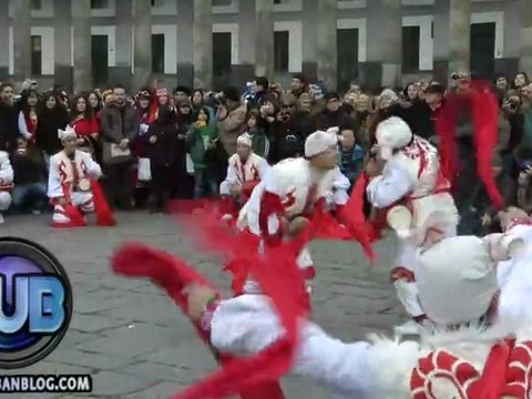 Capodanno cinese a Napoli - La danza dei tamburi - HD