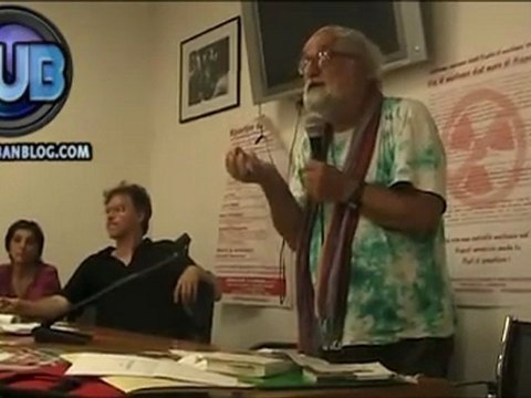 Dibattito antinuclearista a Napoli - Padre Alex Zanotelli