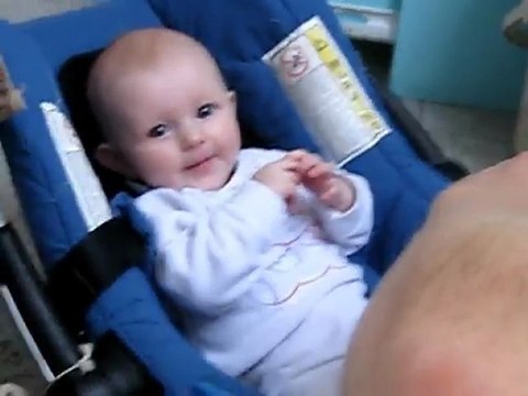 03/08/11 : le ptit machin rit