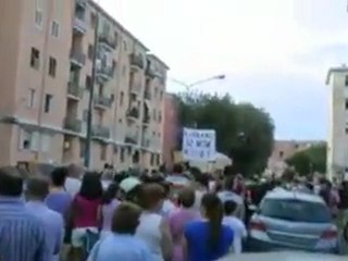 Presidente municipalità Miano fiaccolata Don Aniello Manganiello