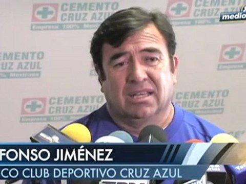 Medio Tiempo.com - 'Tito' Villa todavía es duda para el juego frente a Chivas, 20 de septiembre del 2011