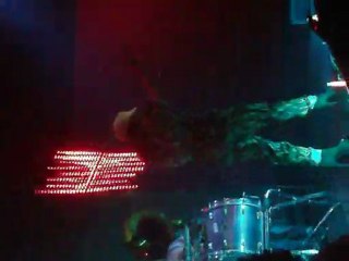 TANIA SOTO LA DOBLE DE JENNY RIVERA....TU CAMISA PUESTA 28/MAYO/2011