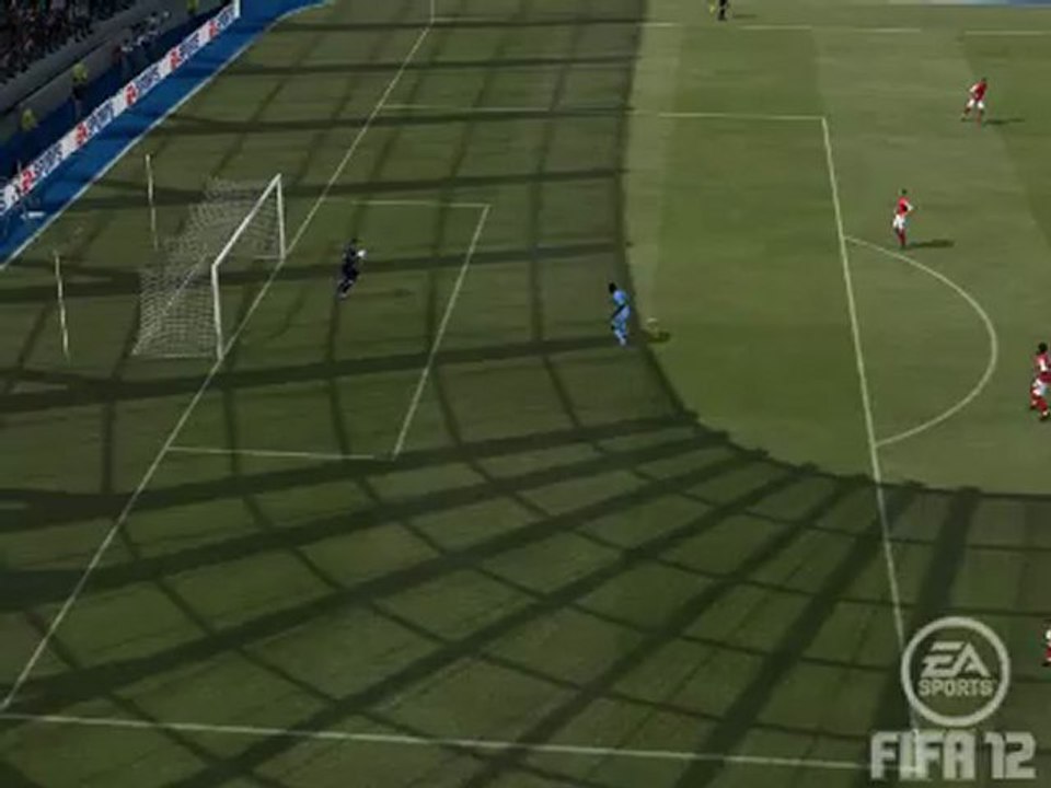 FIFA 12 DEMO pass back ?