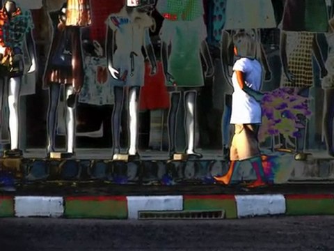 THAILANDE ko phangan une rue toutes 2 sec 14 05