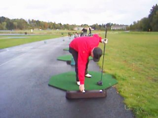 Golf.OUTDOOR GOLF PRACTICE to Music by Johnny D Bergh............