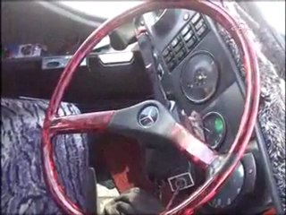 Firari olmak istemeyen mahkum otobüs çaldı