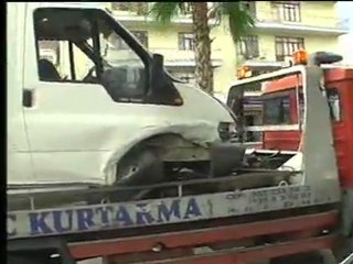 SANAYİ KAVŞAĞI YAKININDA KAZA! 1 YARALI !