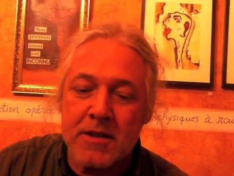 Marionnettes : une compagnie cambodgienne à Charleville