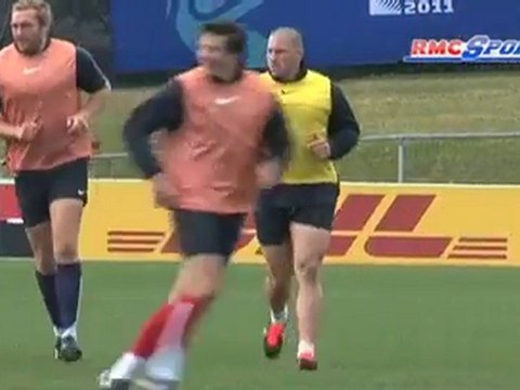 SUJET LES BLEUS RETROUVENT LEUR FAMILLE