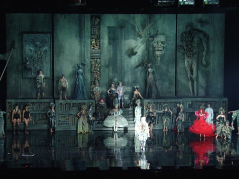 Dans les coulisses de Dracula de Kamel Ouali